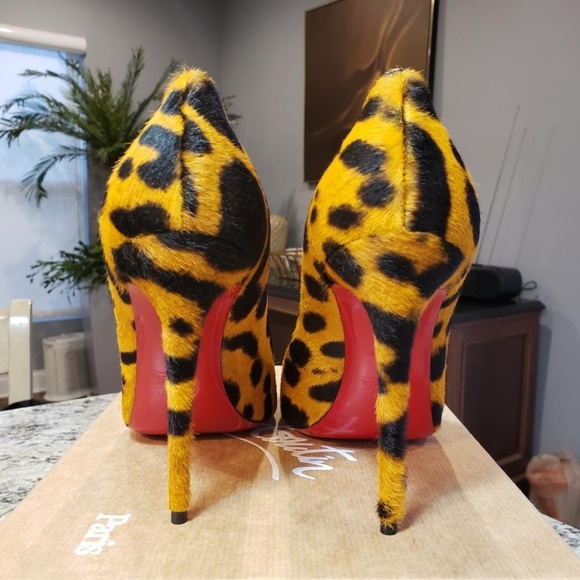 NEW Christian Louboutin Kate Genuine Calf Hair Leopard Pointed Toe Pump size 39 - Picture 7 of 12